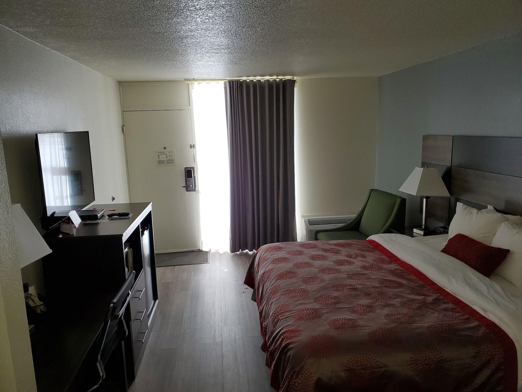 Hotel Ramada By Wyndham North Platte Extérieur photo